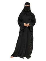 Black Silver-Vine Abaya in Black