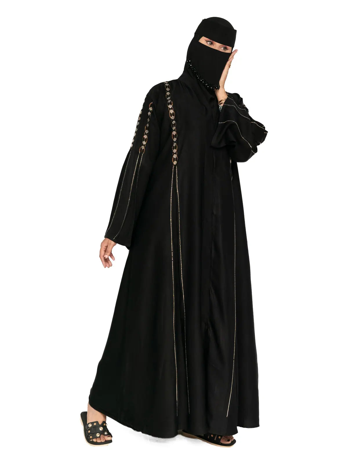 Black Gold-Line Abaya in Black